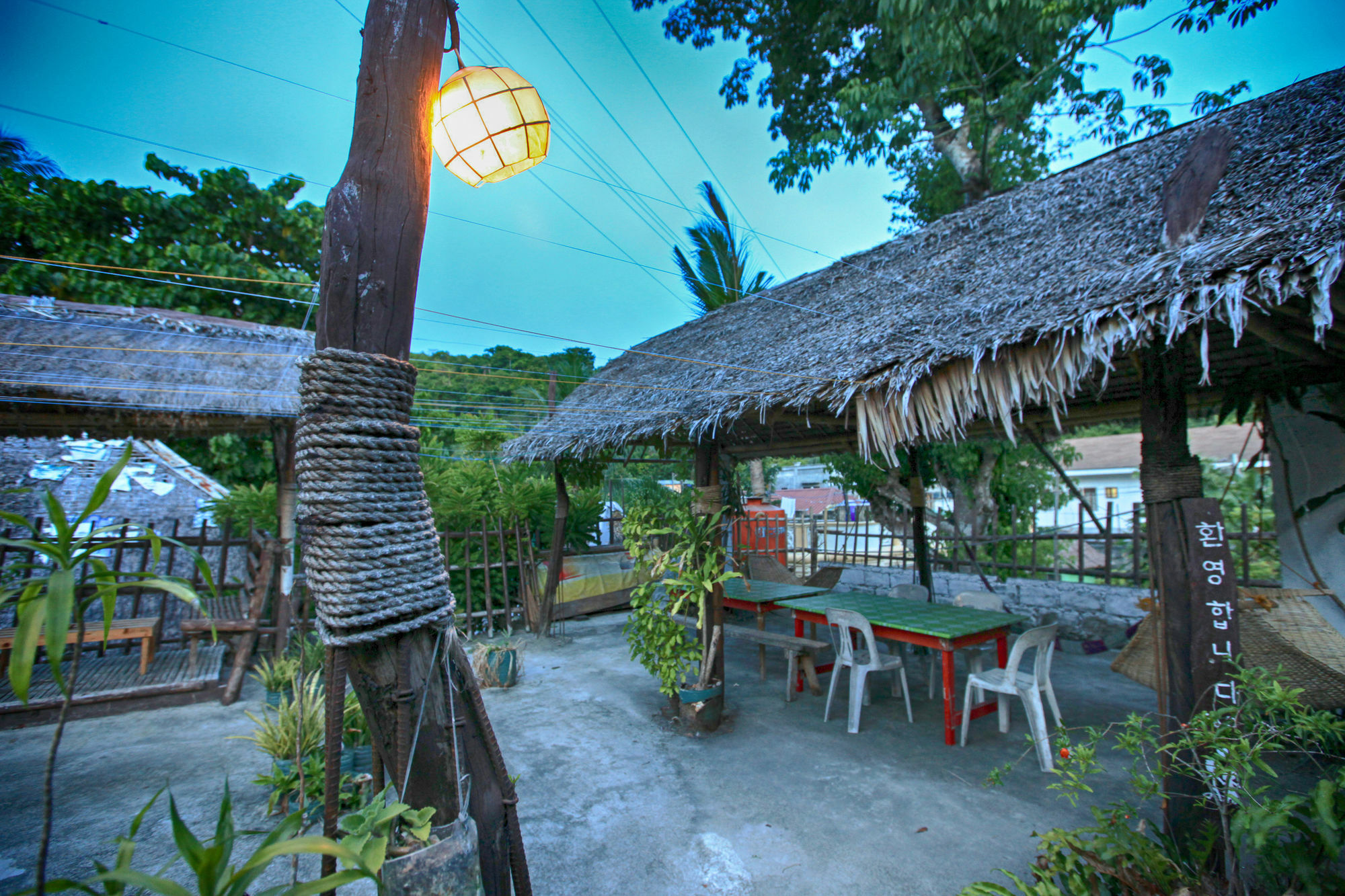 Hannah Hotel Balabag  Exterior photo